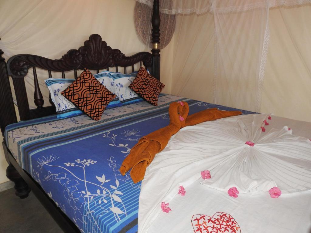 Eagles Nest Cabanas