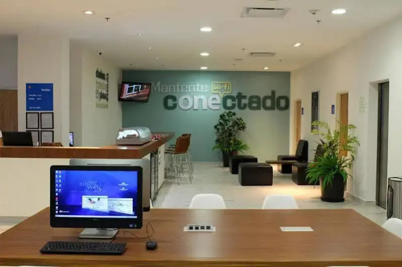 One Celaya - Général