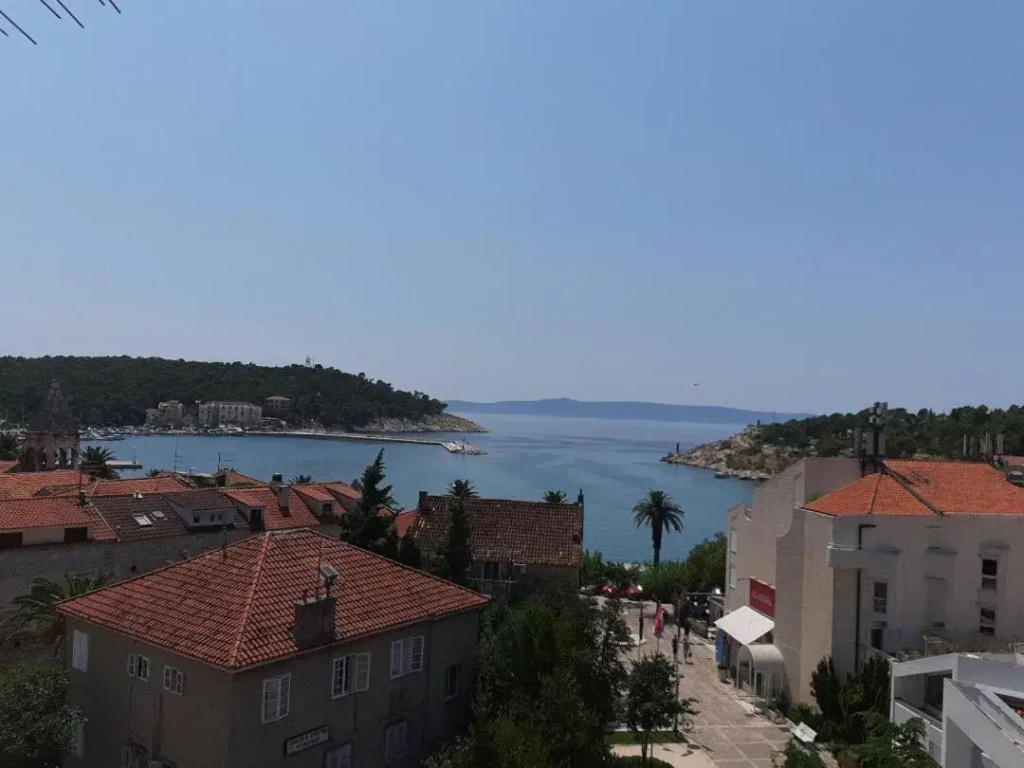 Apartment Enjoy life Makarska 2+2, center