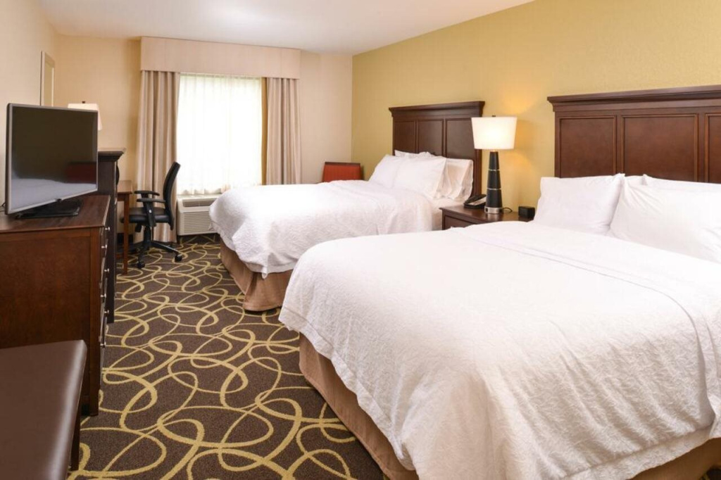 Hampton Inn Omaha Midtown-Aksarben Area - Photo 1