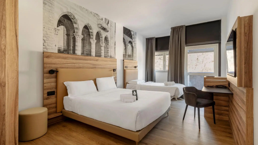 Hotel photo 11