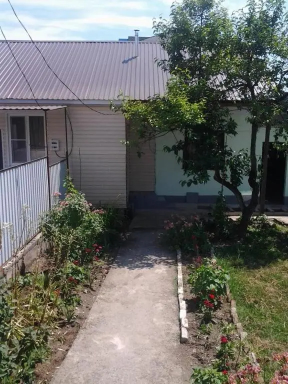 Guesthouse on Oktyabrskaya 221