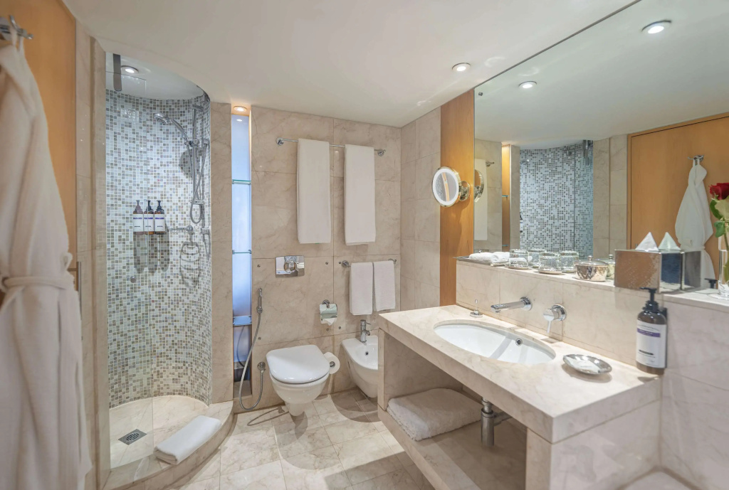 Club Double room with sea view (full double bed)