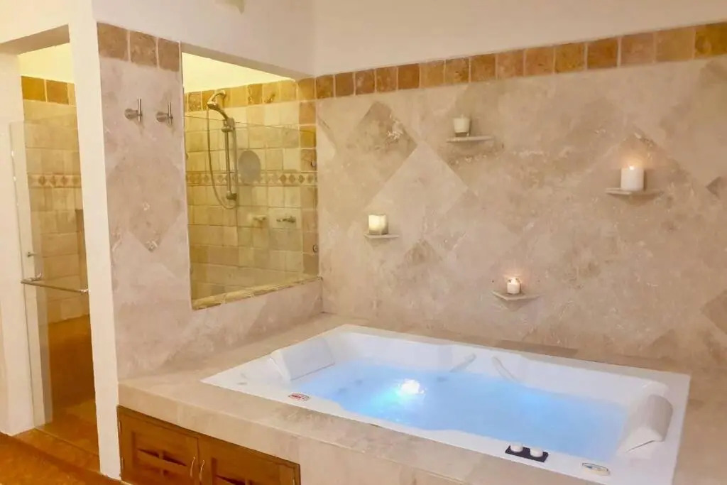 Отель Casa Alexandra 4BR -10min 5ta y Playas! SLEEPS 11, фото 10