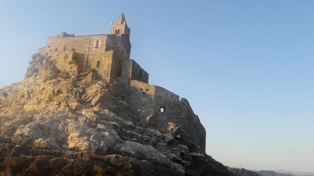 Коттедж в Casa a picco sul mare 5 terre