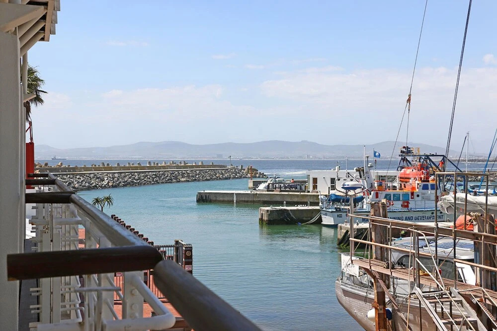 Beach & Waterfront