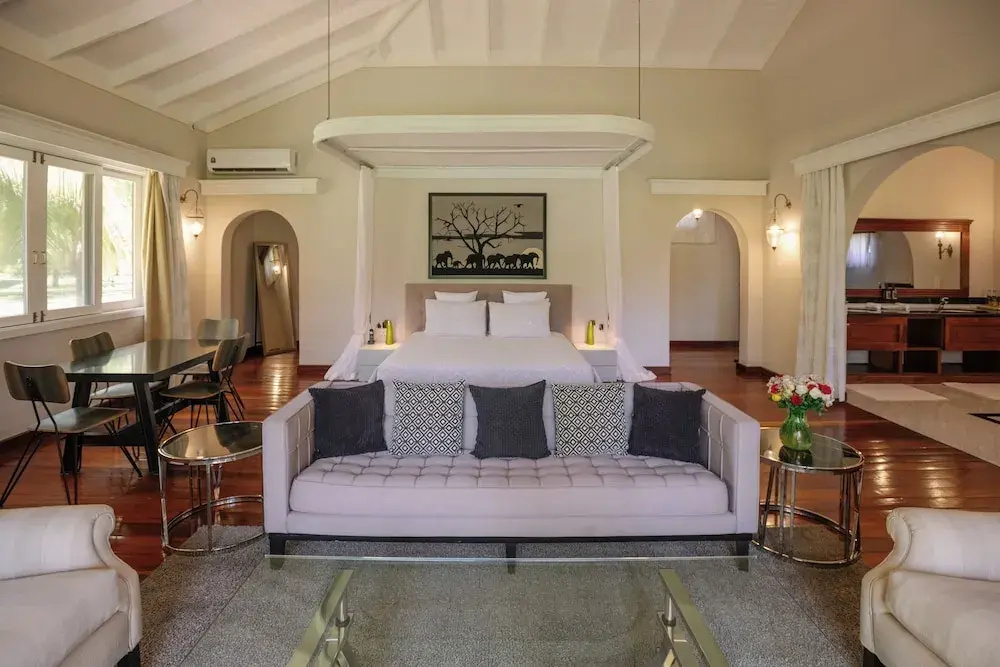 1 Bedroom Suite with garden view