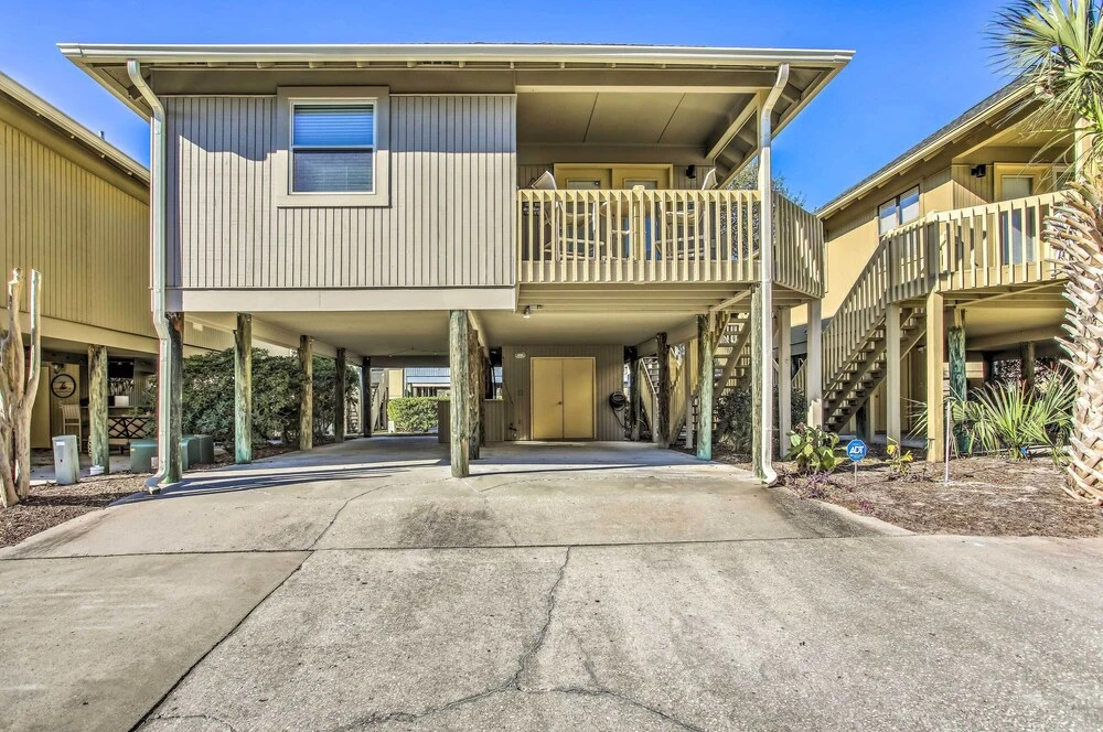 Walk to Apache Pier: Coastal Condo w/ Pool Access