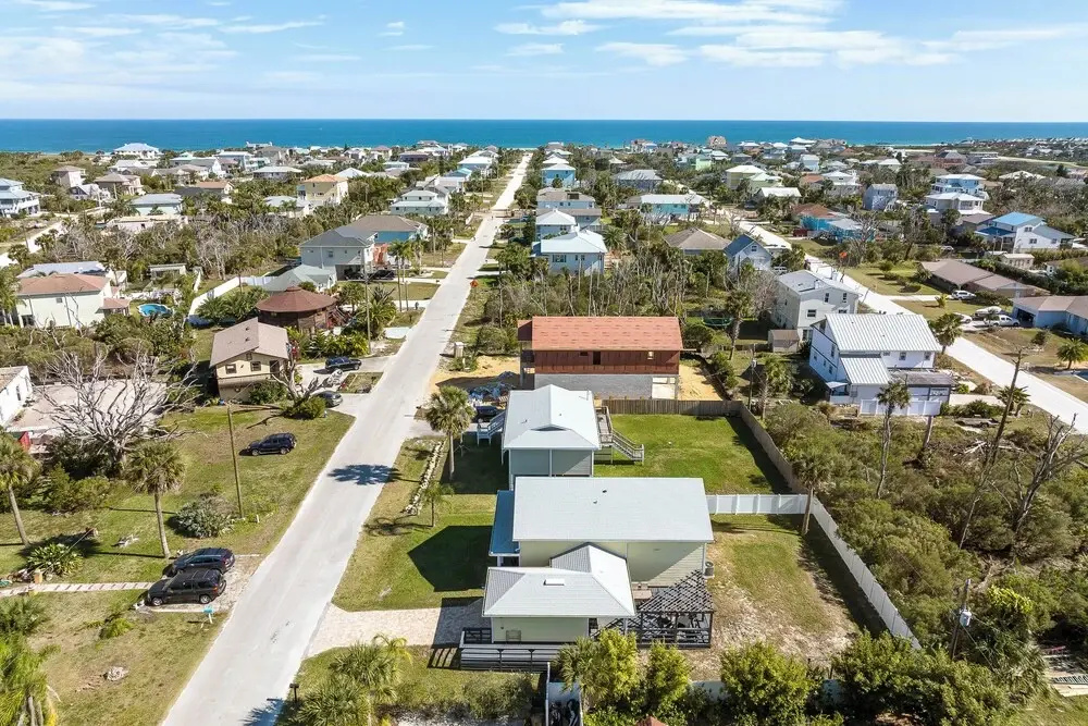 Close to Beaches: Palm Coast Home w/ Deck!