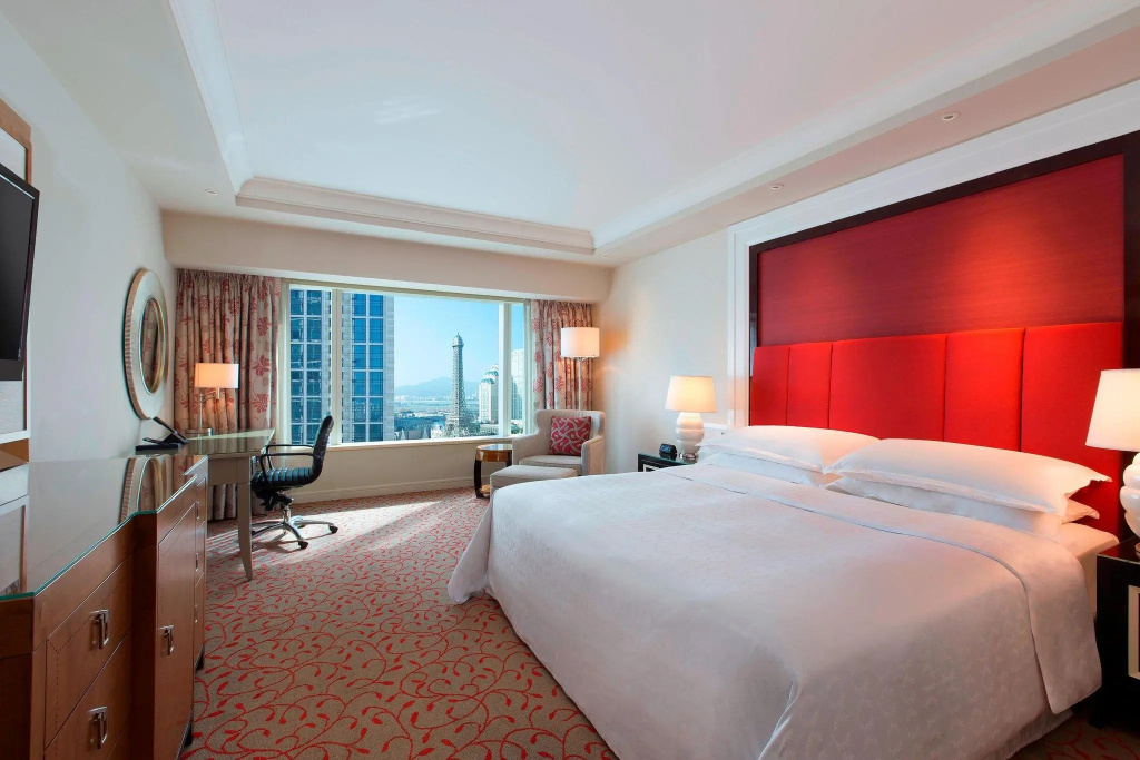 Standard Double Club room (full double bed)