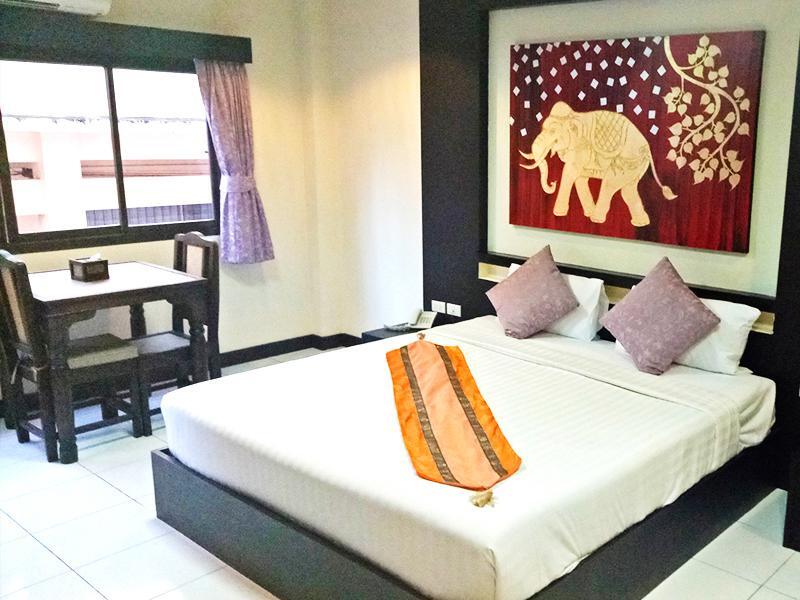 Двухместный номер Deluxe двуспальная кровать в Zip Lounge & Apartments