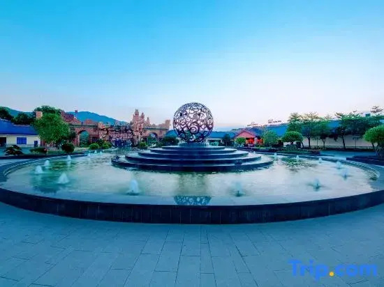 Qingyuan Fogang ShamPoola Squirrel Hotel