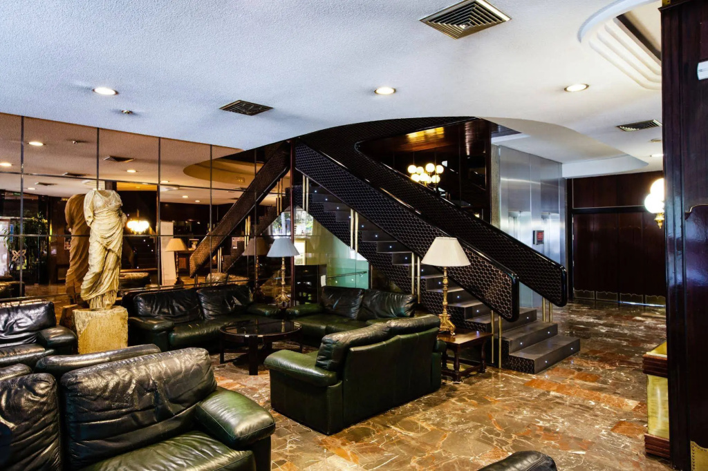 Hotel photo 2