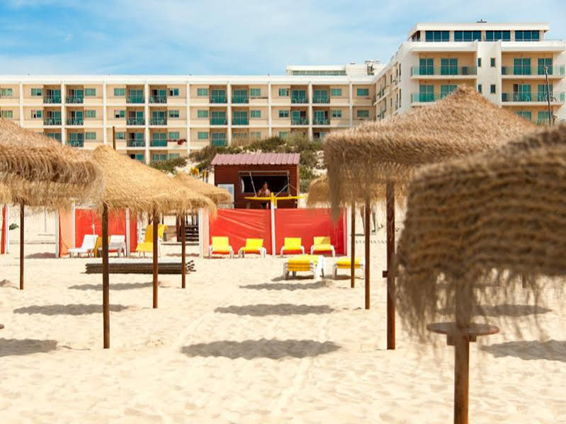 Beach & Waterfront