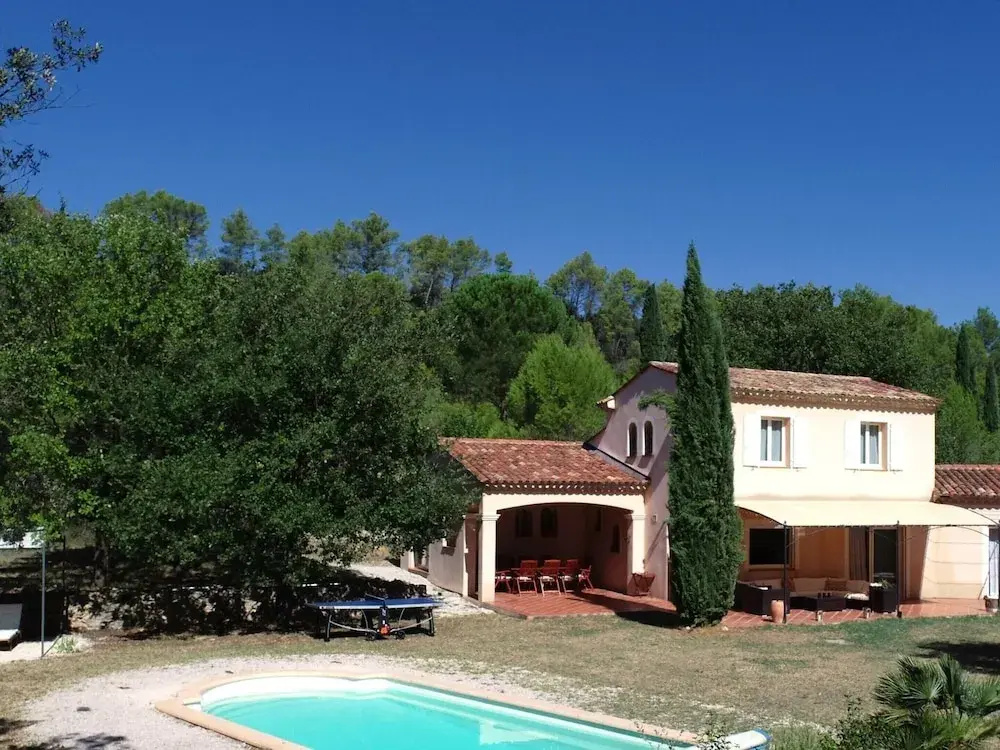 House in Montfort-sur-argens With Garden