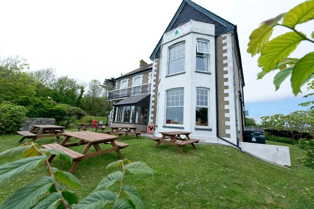 YHA Coverack