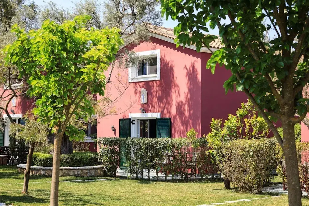 Mousses Villas - Erato - Detached Two-bedroom Villa With Access to Childcare Facilities