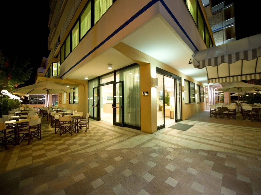 Hotel photo 18