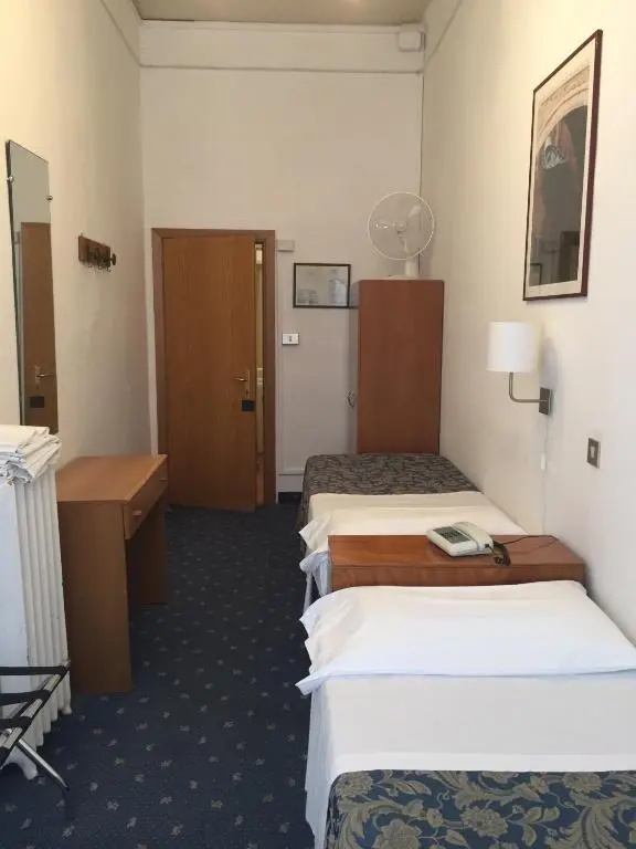 Standard Double room (twin beds)
