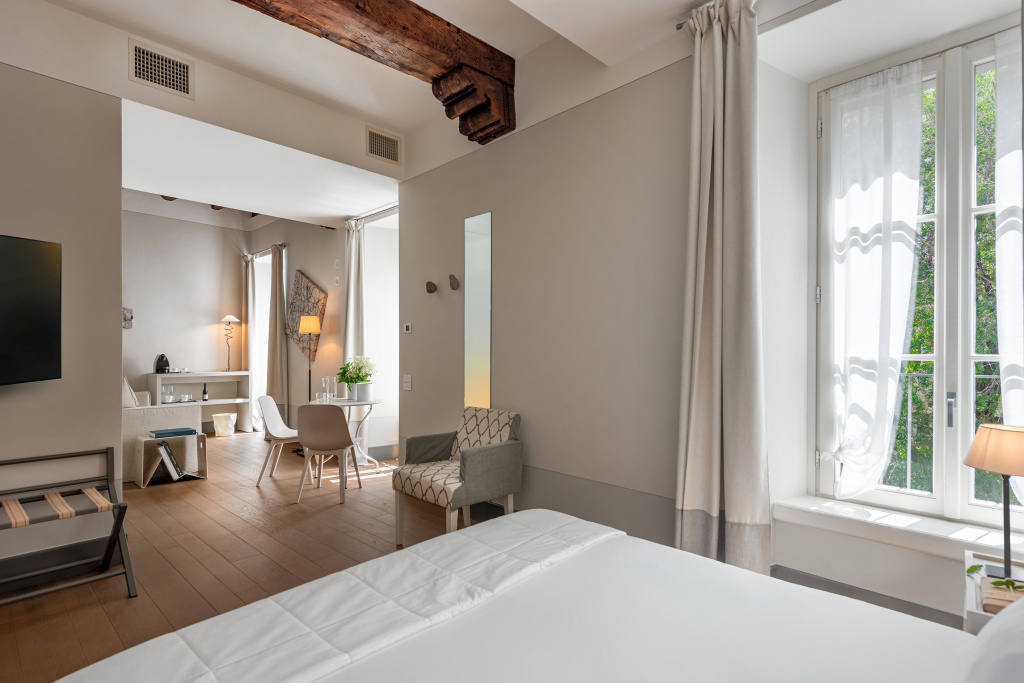 Hotel photo 30