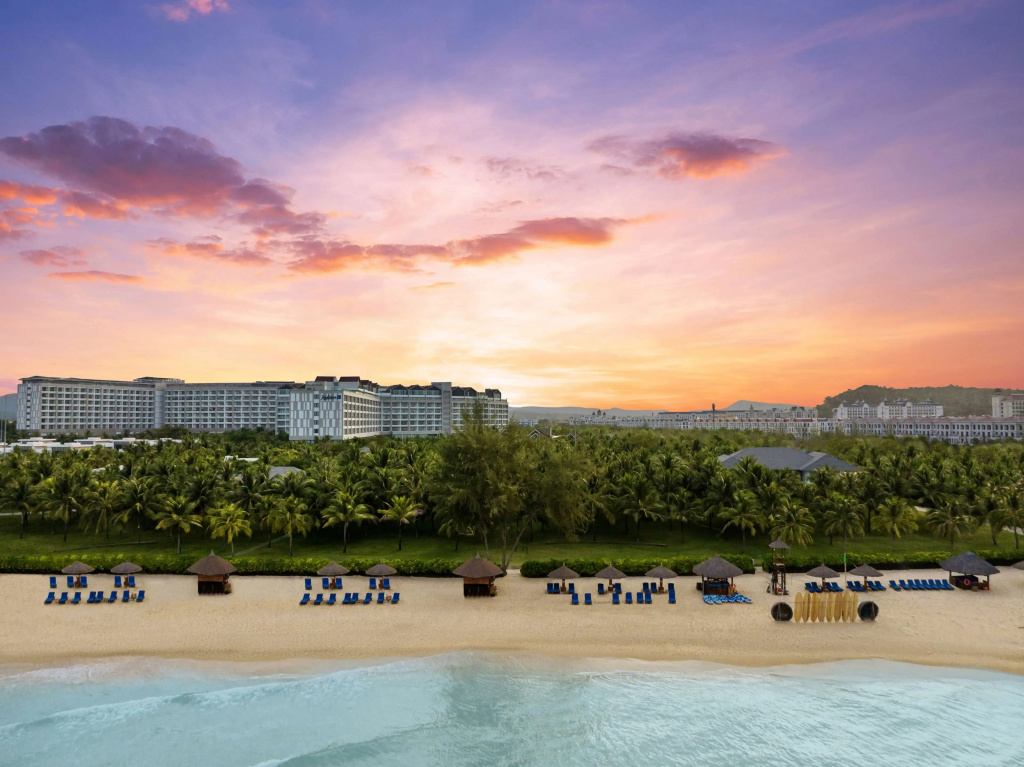 Курортный отель Radisson Blu Resort Phu Quoc — фото