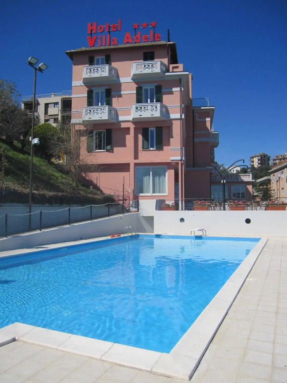 Hotel photo 9