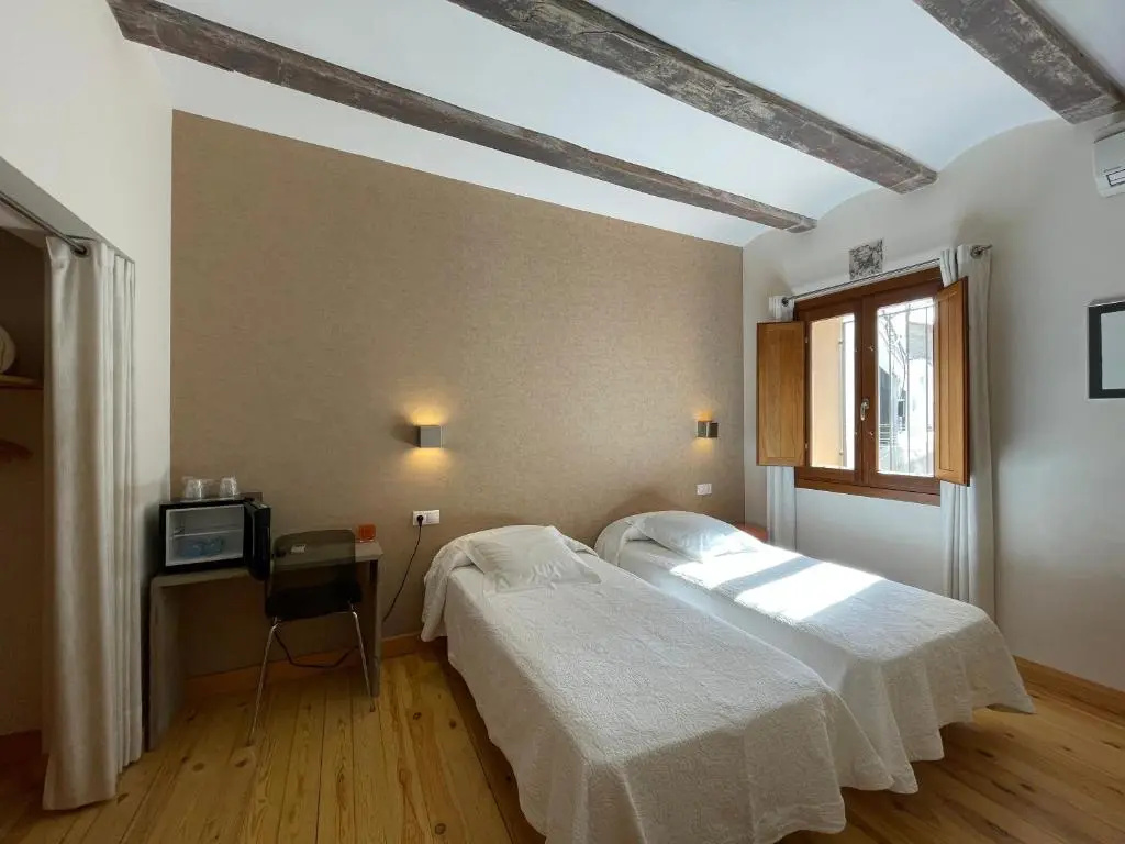 Standard Double room (twin beds)