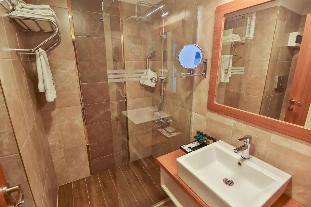 Standard Double room (full double bed)
