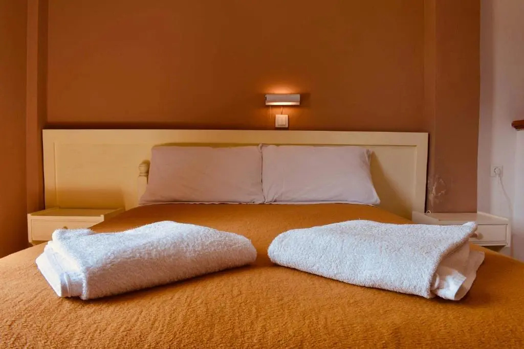 Double Studio (full double bed)