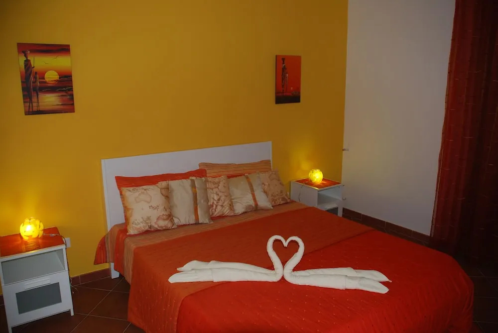 Standard Triple room with balcony