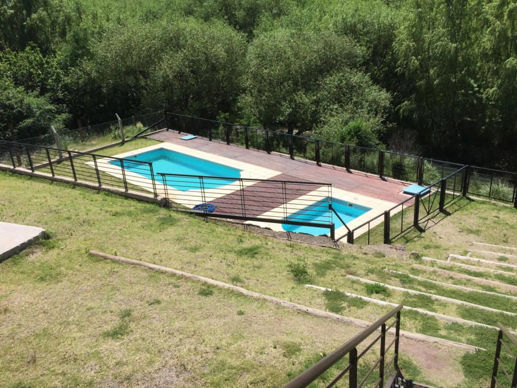 Altos Del Lago