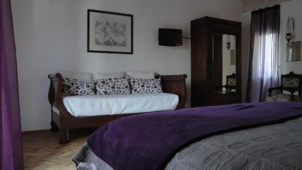 Superior Double room (full double bed)