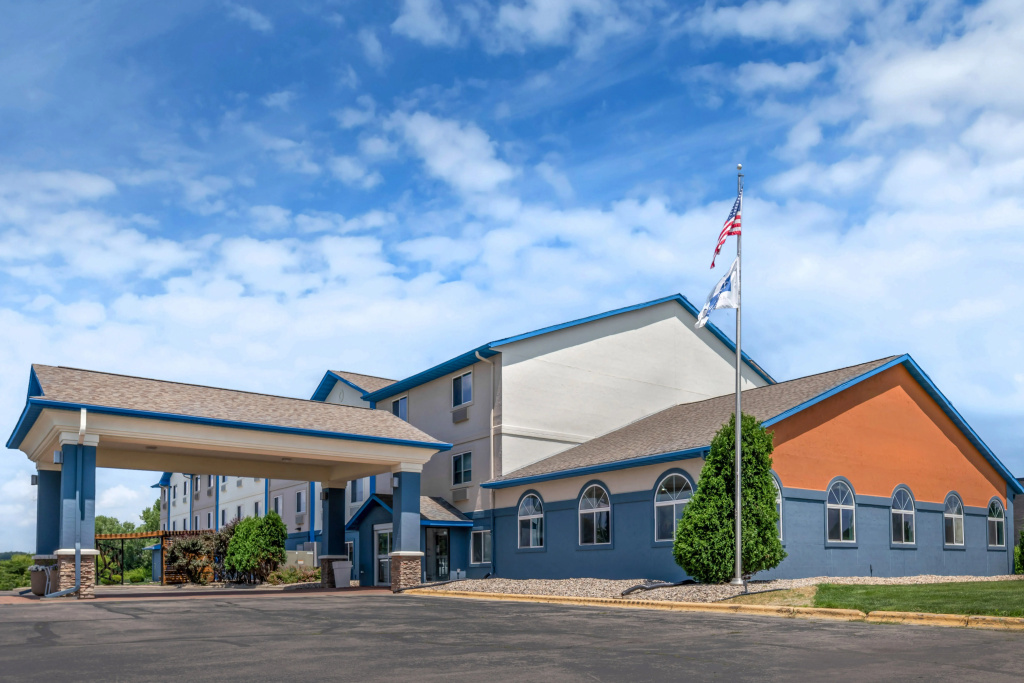 Holiday Inn Express Deforest (Madison Area) by IHG