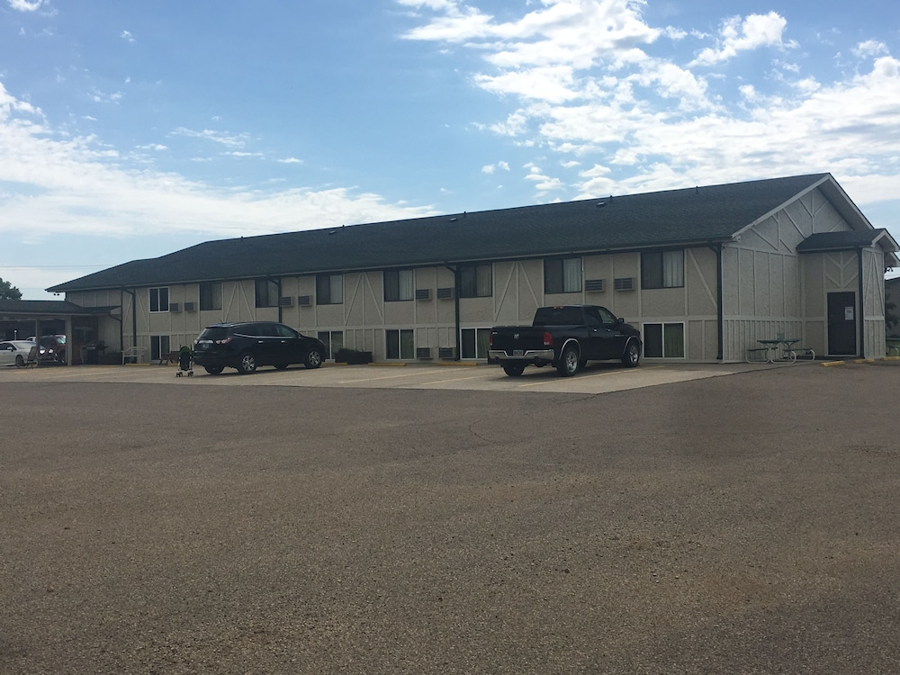 Mobridge Kountry Inn