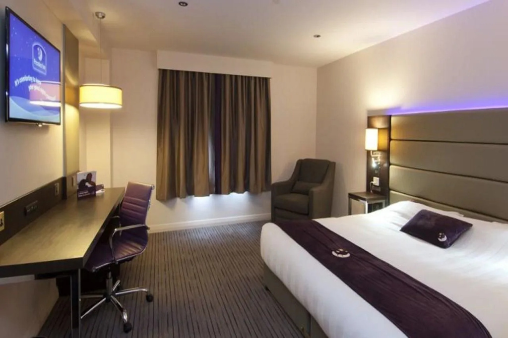 Premier Inn London Hendon - The Hyde — фото