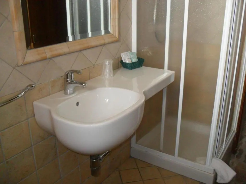 Standard Double room with balcony and with sea view (full double bed)