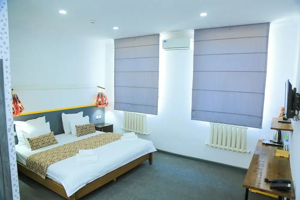 Comfort Double room with city view (full double bed)