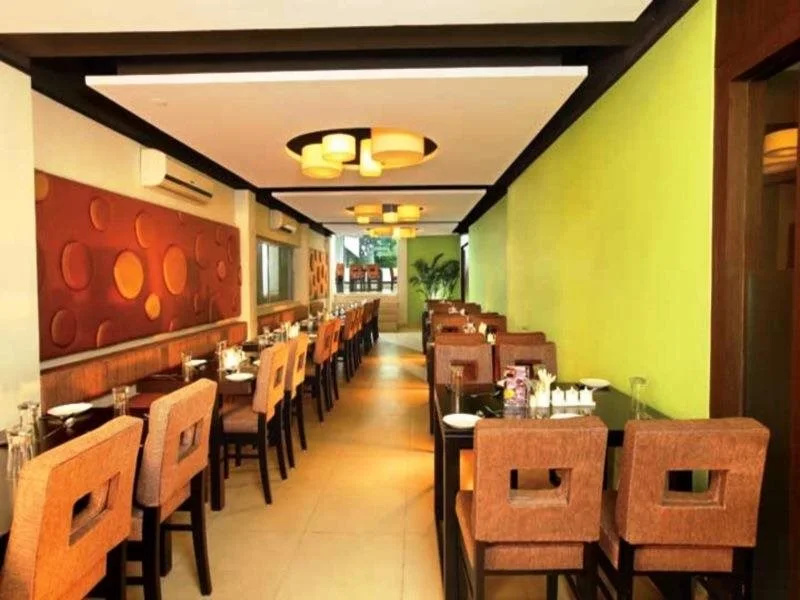 Food & Beverage