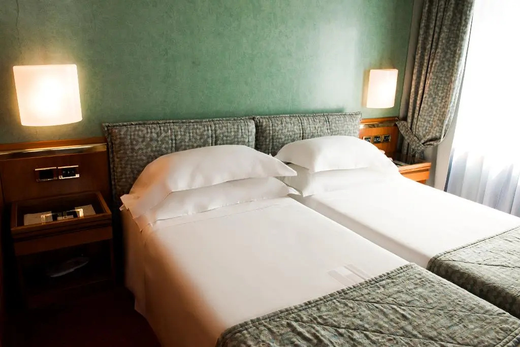 Standard Double room with view (twin beds)