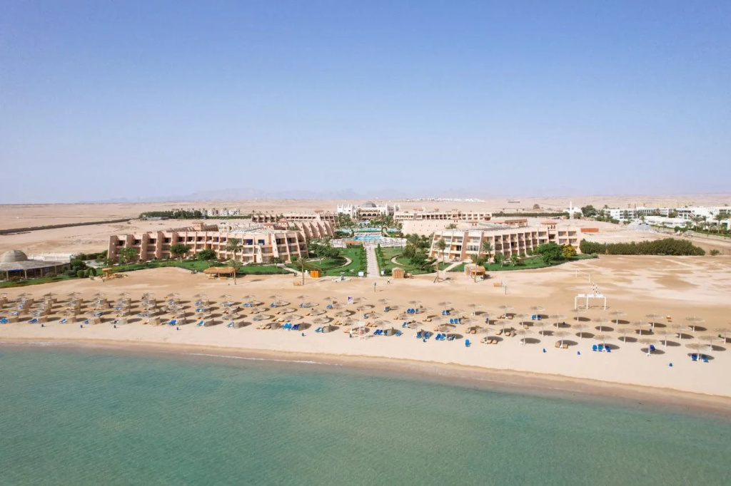 Beach & Waterfront
