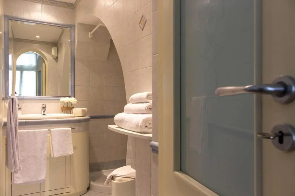 Hotel photo 8