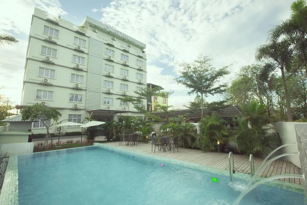 Platinum River View Hotel - Général