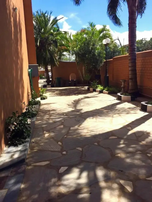 La Belva Court