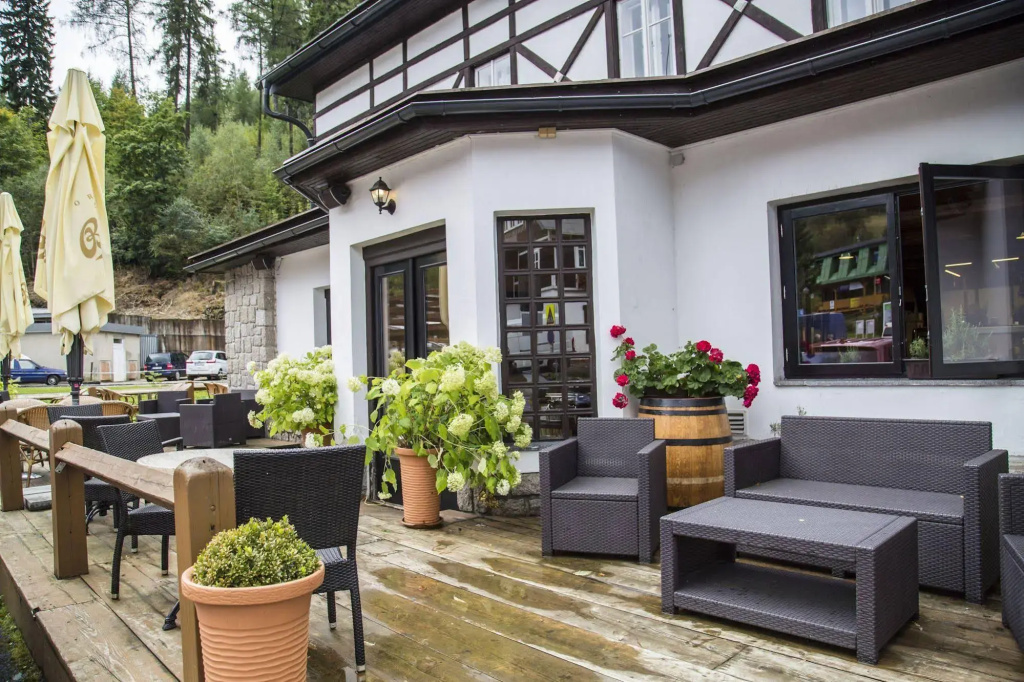 Lomnice Hotel & Restaurant - Général