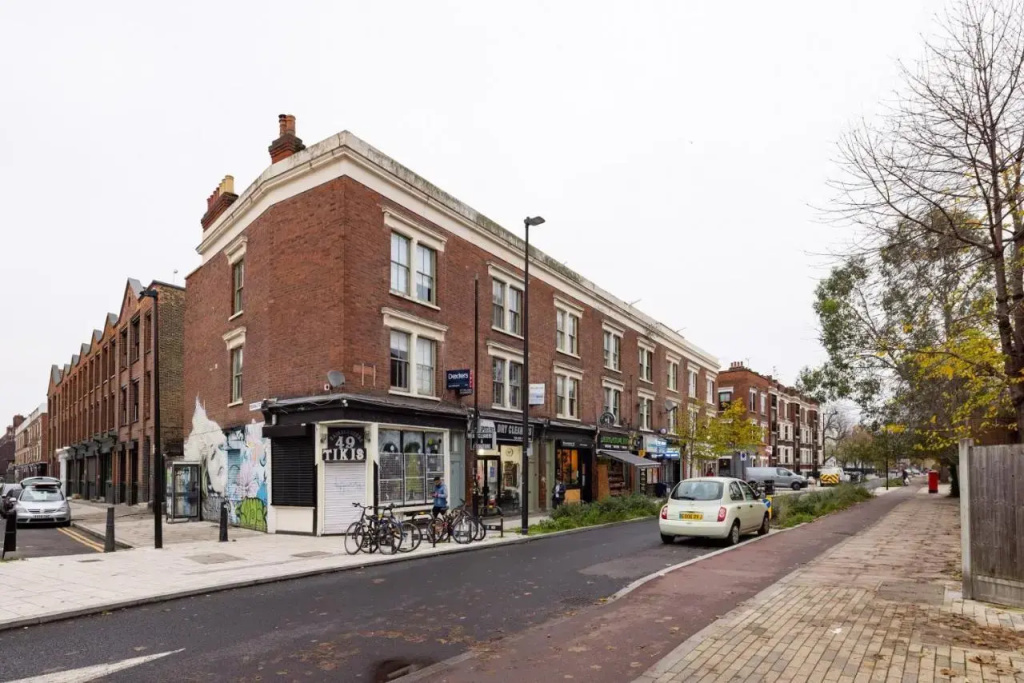 The London Nook - Stunning 2BDR Flat with Garden