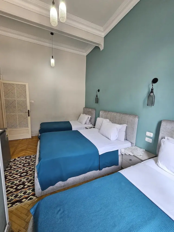 Deluxe Double room with city view (full double bed)