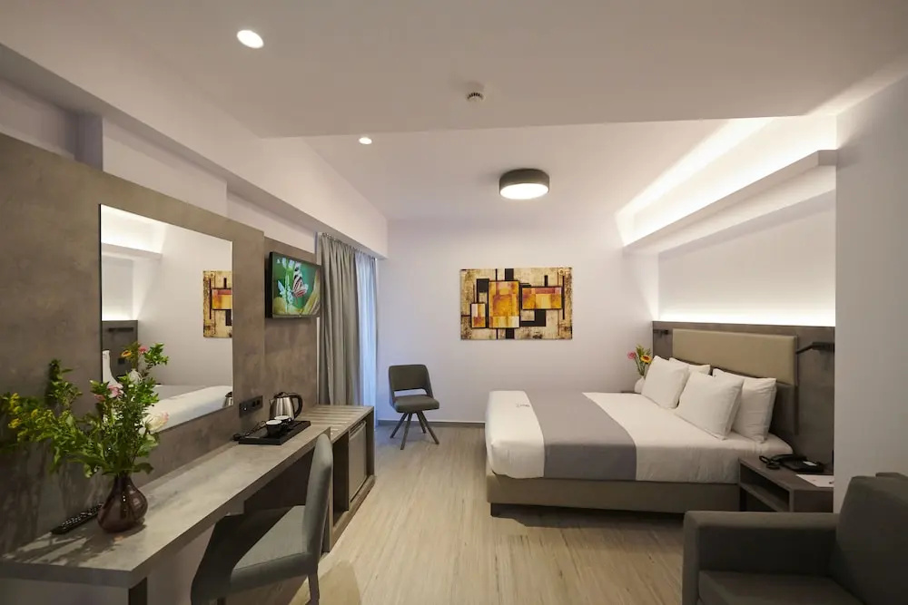 Hotel photo 12