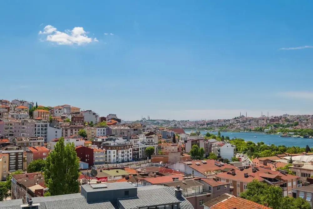 Sea View Duplex w Terrace in Goldenhorn