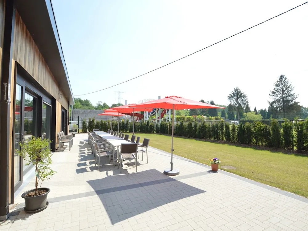 Luxurious Holiday Home with Swimming Pool in Hechtel-Eksel - фото 17
