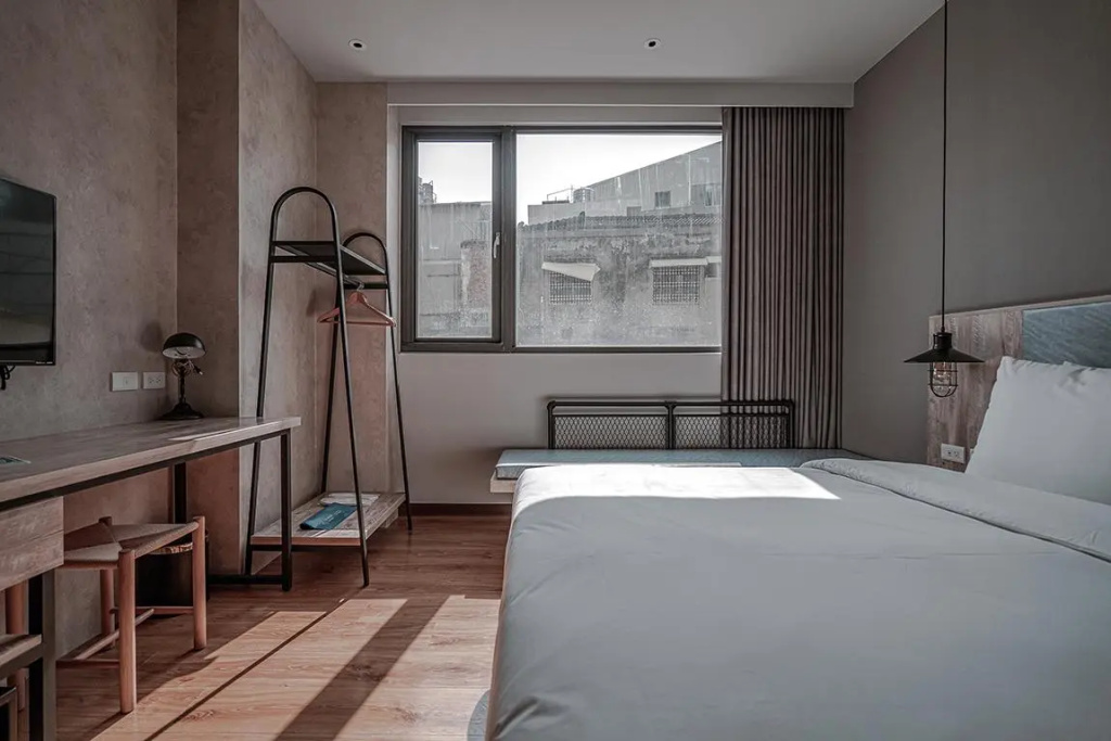 Superior Double room (full double bed)
